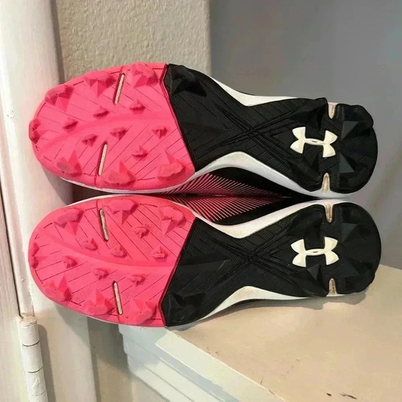 Under Armour Boys Leadoff Low RM 1297316-002 Pink Baseball Cleats Shoes Size 3Y - Picture 8 of 11